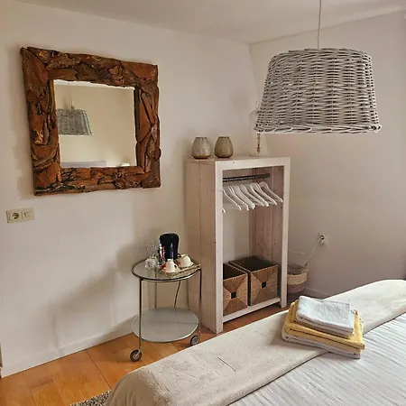 Bed and Breakfast Serendipity *